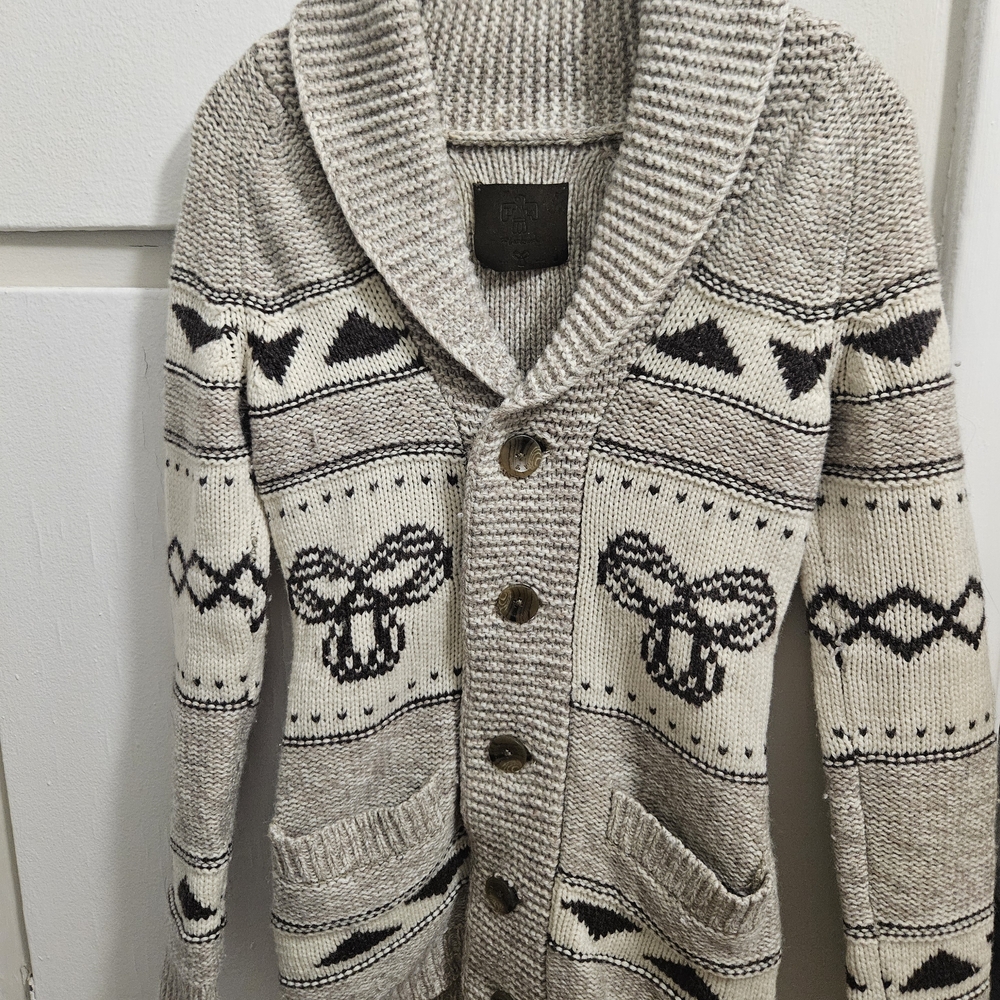 Aritzia TNA Lambswool Cardigan S
